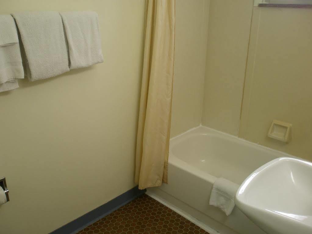 Budget Inn Bluffton Eksteriør bilde